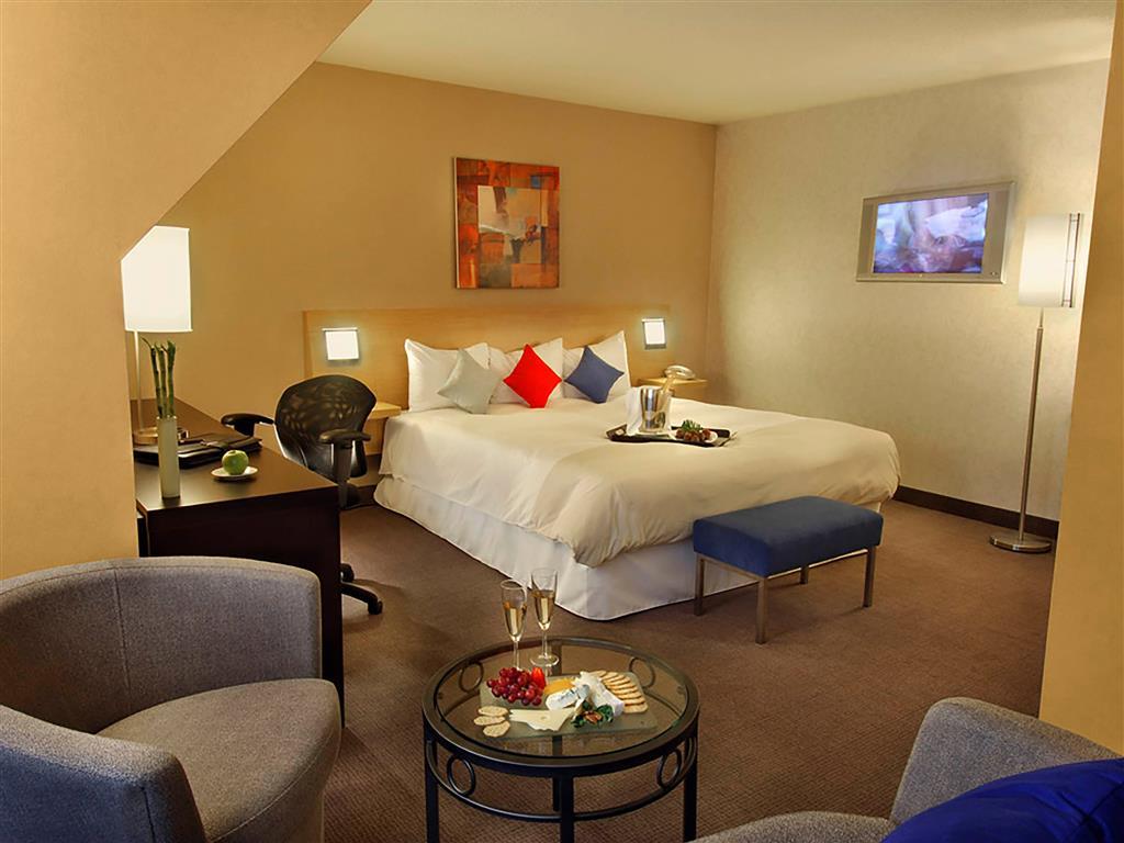 The Novotel Toronto Centre Esterno foto