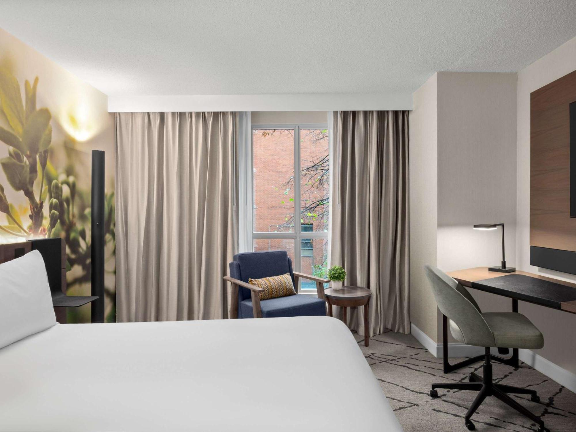 The Novotel Toronto Centre Esterno foto